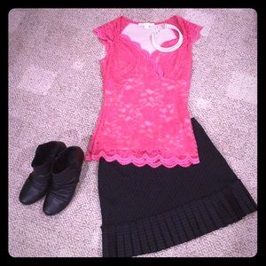 Fun and Flirty Boston Proper Pink Lace Top 💗